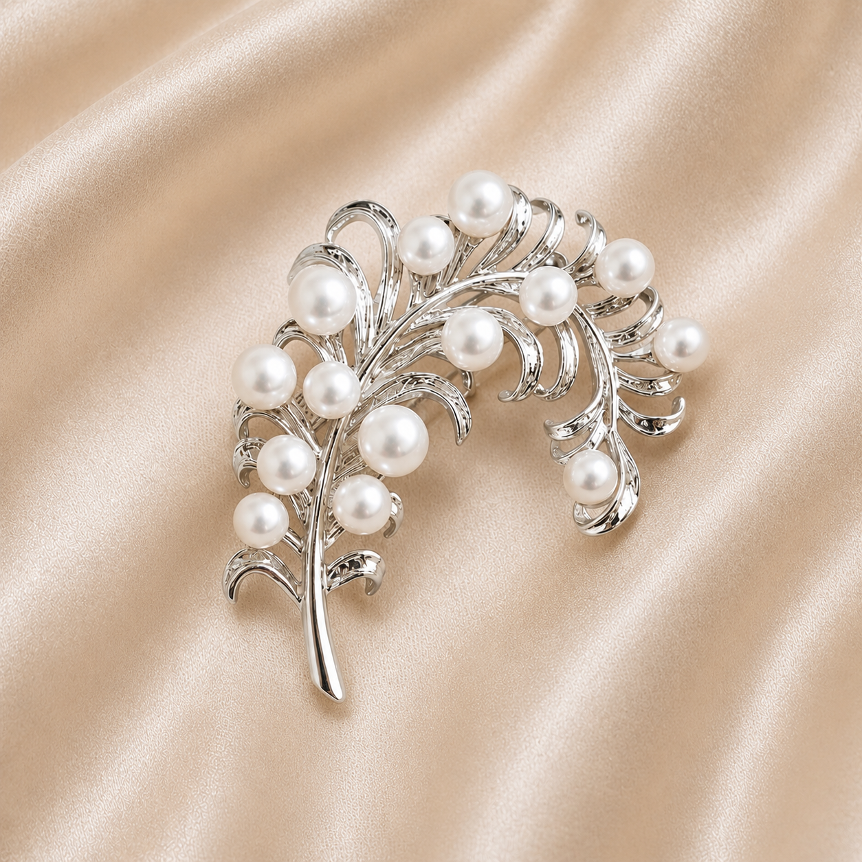Art Deco Freshwater Pearl Brooch