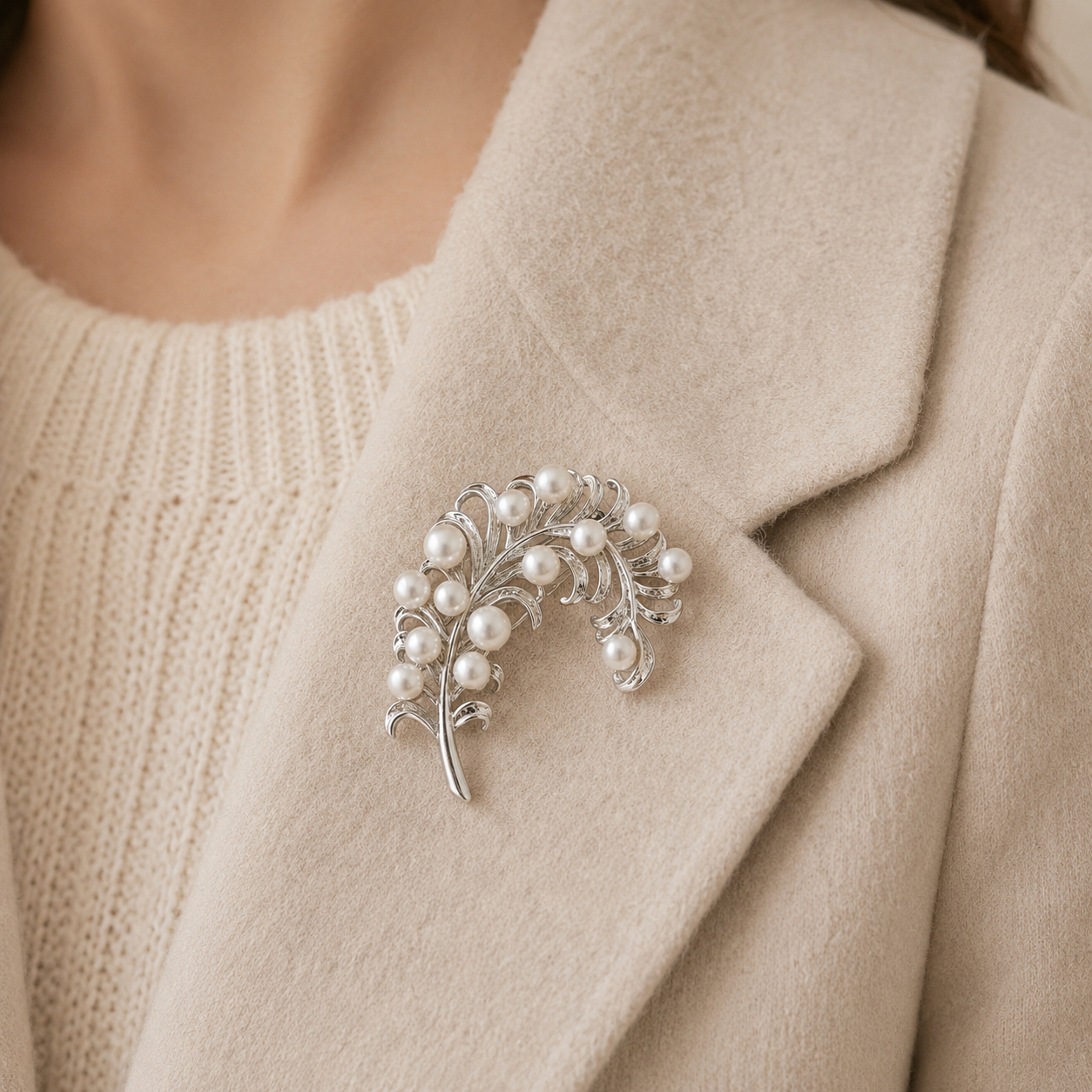 Art Deco Freshwater Pearl Brooch