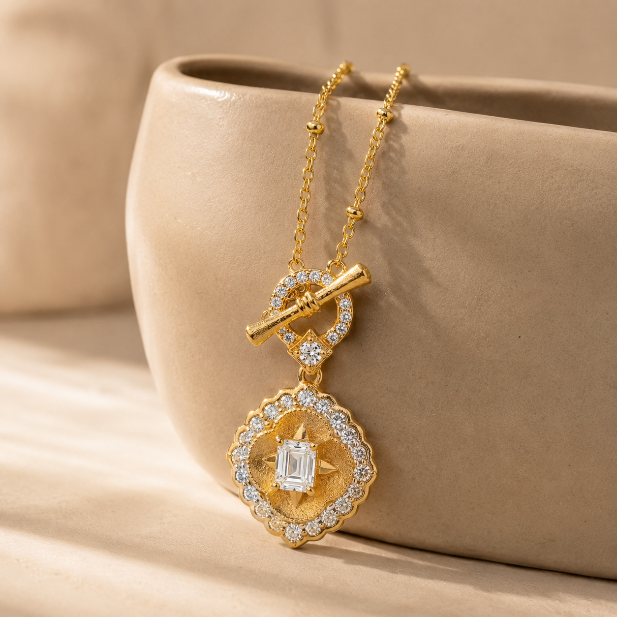 Aurelia Halo Necklace