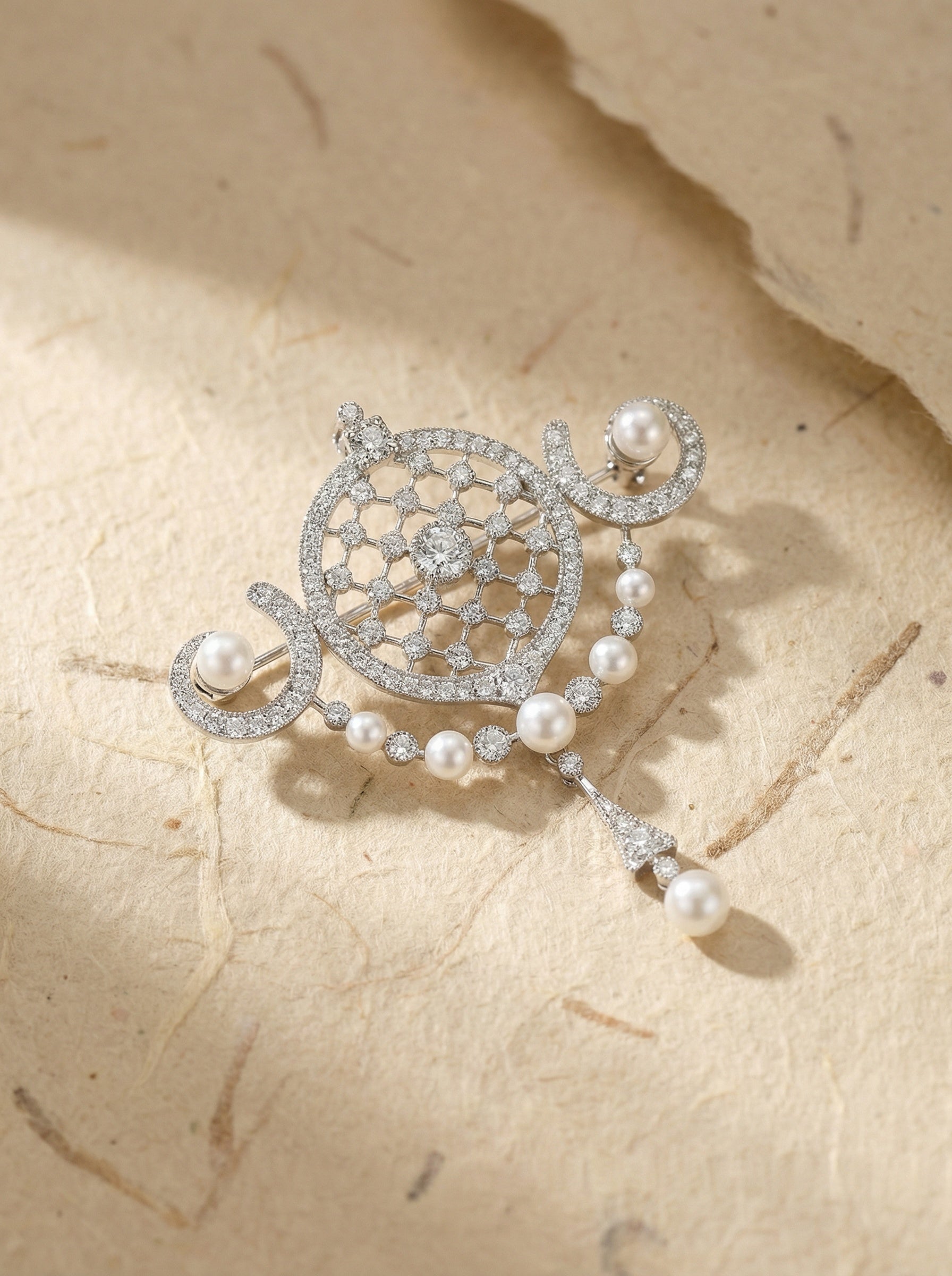 Art Deco Freshwater Pearl Brooch