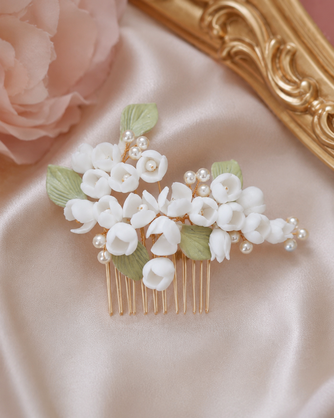 Ceramic Flower Bridal Hair Comb, White with Pearls