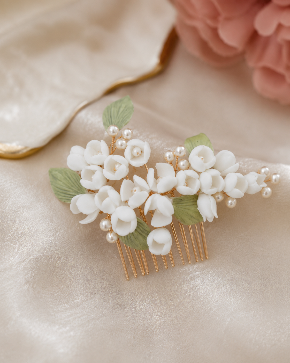 Ceramic Flower Bridal Hair Comb, White with Pearls