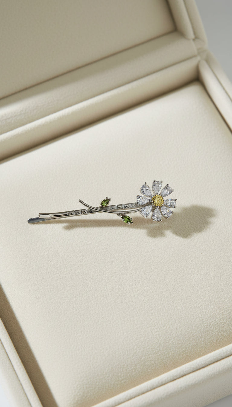 Silver Daisy Zircon Hair Accessory